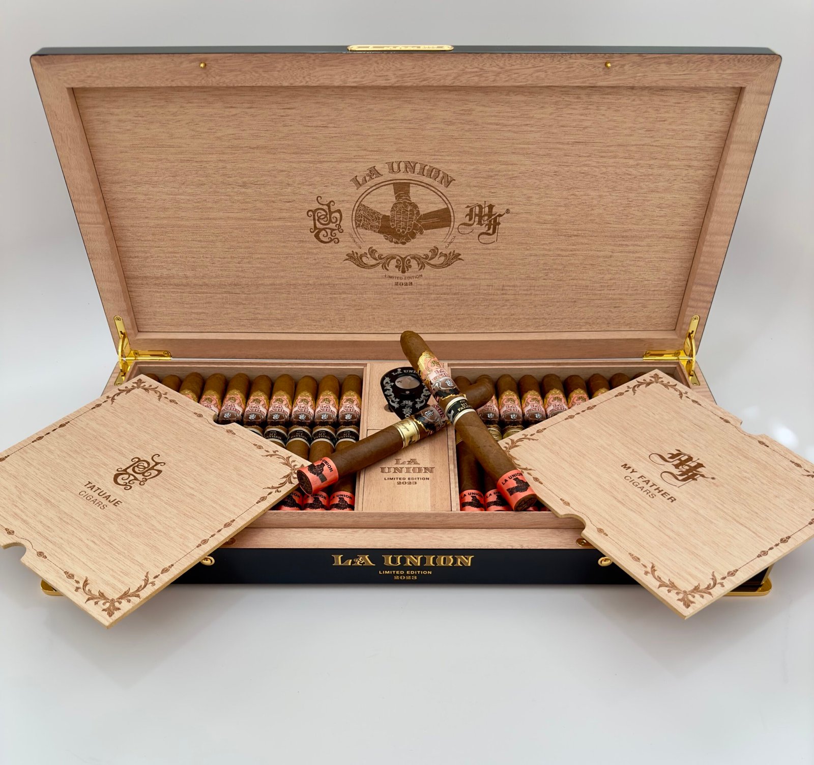 MY FATHER & TATUAJE – LA UNION RED 2023 – BOX OF 40 CIGARS WITH HUMIDOR & CIGAR CUTTER - Image 7